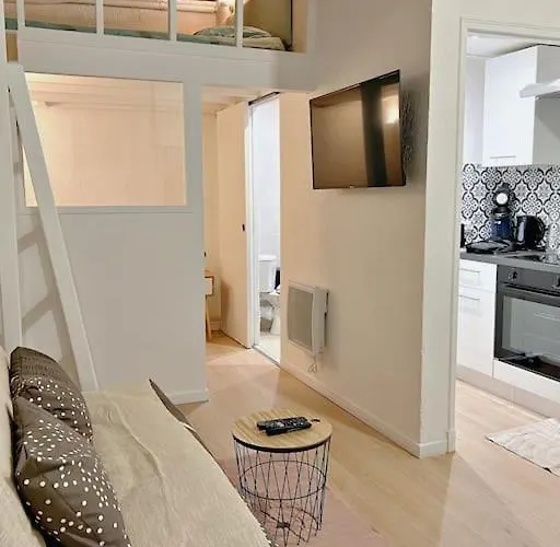 Au Centre De Appartamento